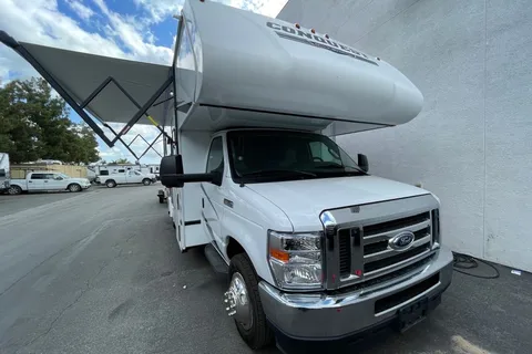 Gulf Stream Conquest Class C STARLINK WIFI AVAIALBLE!