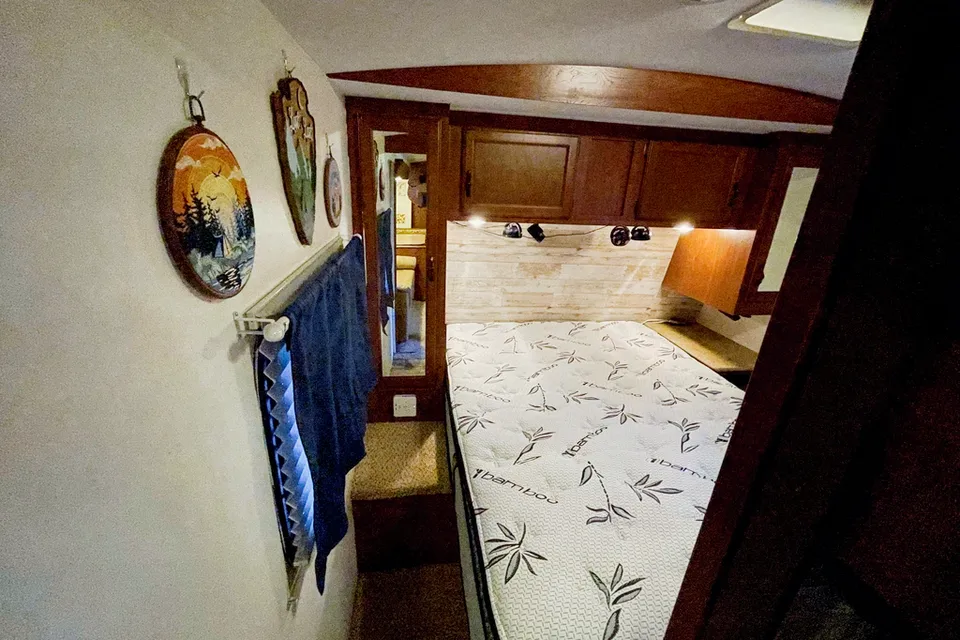 Home Away From Home Spree Connect 322BHS Travel Trailer