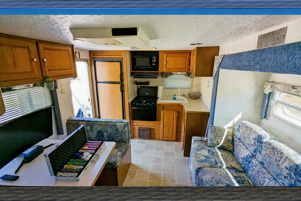 Special Discounted Nightly Rate Travel Trailer RV Rent 2005 Forest River