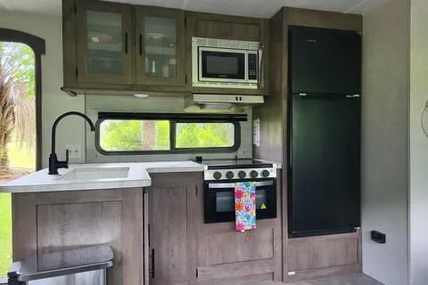 Forest River Salem 31kqbts Travel Trailer Rolling Retreat