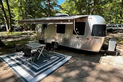 Magnolia 3 Airstream 22ft Bambi Sport **FULLY LOADED**