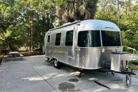 Magnolia 3 Airstream 22ft Bambi Sport **FULLY LOADED**