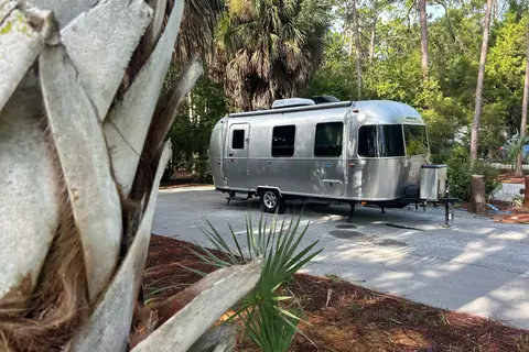 Magnolia 3 Airstream 22ft Bambi Sport **FULLY LOADED**