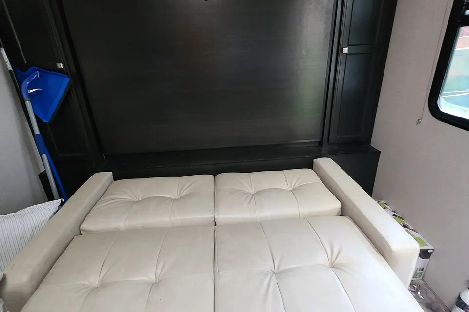 B's Venture RV Sonic Travel Trailer