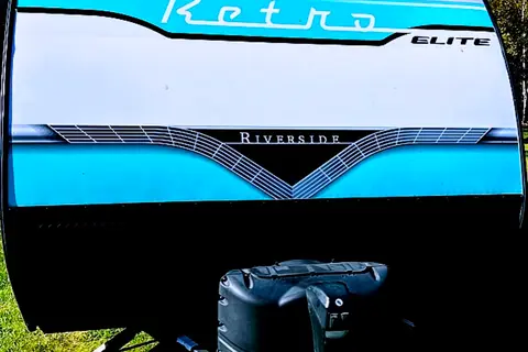 Fully Loaded/Hassle-Free Delivery & Setup: 2023 RETRO Riverside Travel Trailer
