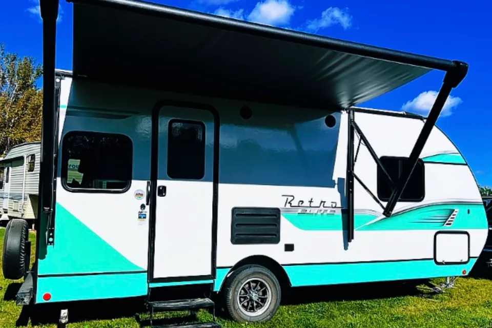 2023 RETRO Riverside Travel Trailer