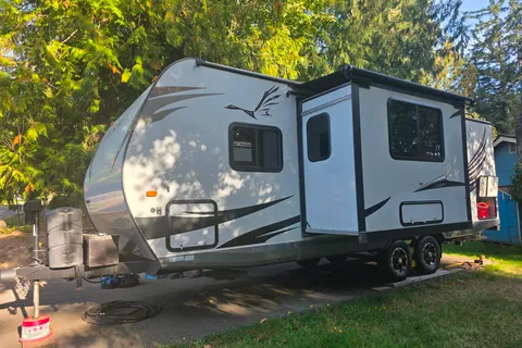 Union River Rv's Nash 25C Travel Trailer
