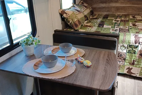 Gulf Stream- Trailmaster 199DD Travel Trailer - "Evergreen" 