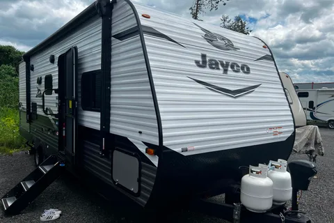 Chris's Jayco 242BHS Travel Trailer