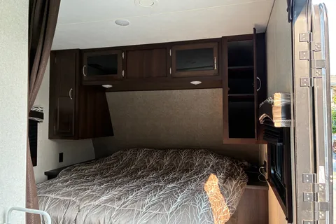 Eric's Jayco Jayflight Travel Trailer
