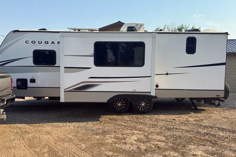 Happy Trails Family Camper