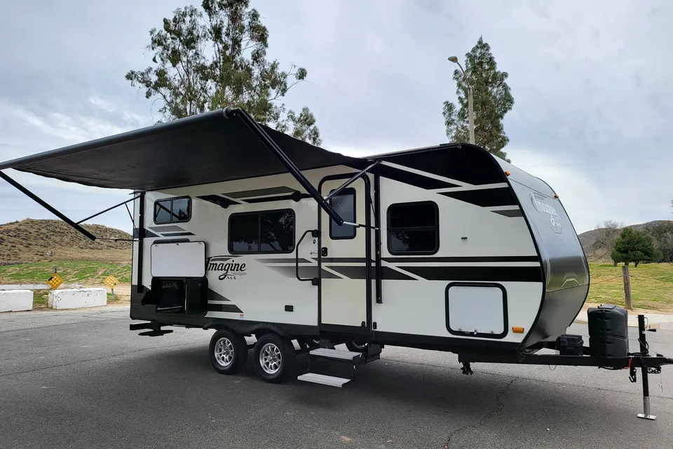 Rv Rentals Way of Life's Grand Design Imagine XLS 21BHE Travel Trailer GD1