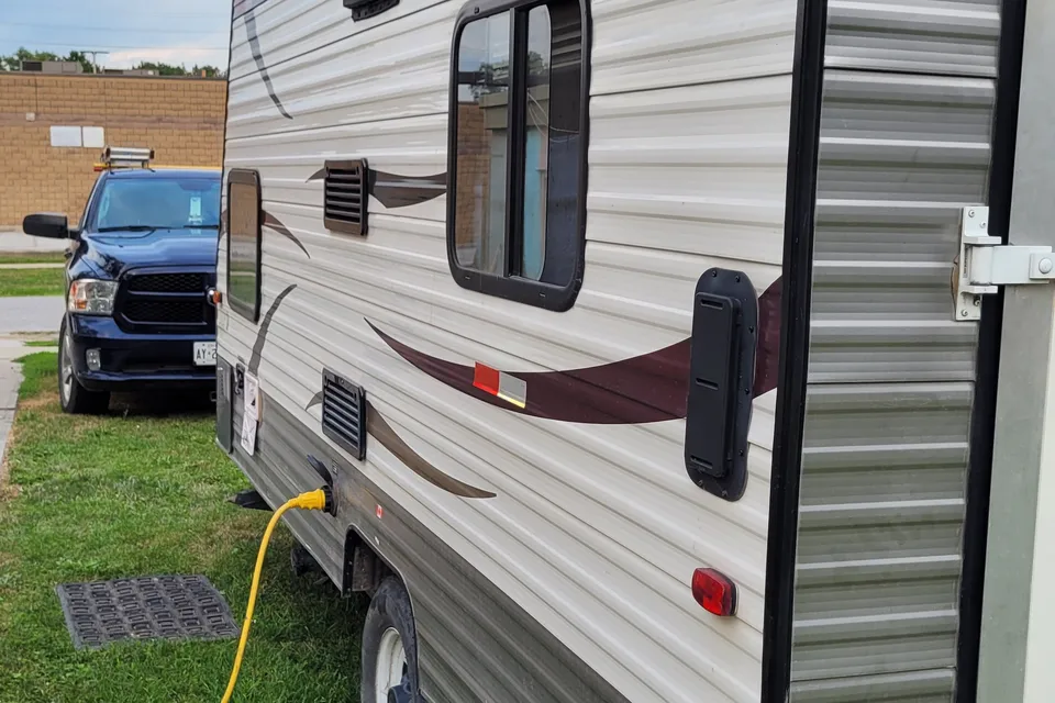 Clara the Camper