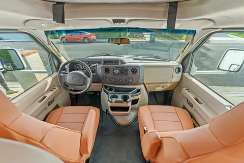 2019Thor Four Winds 23U E4
