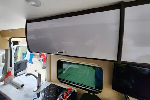 Luxury Class B National Regency Traveller TVL