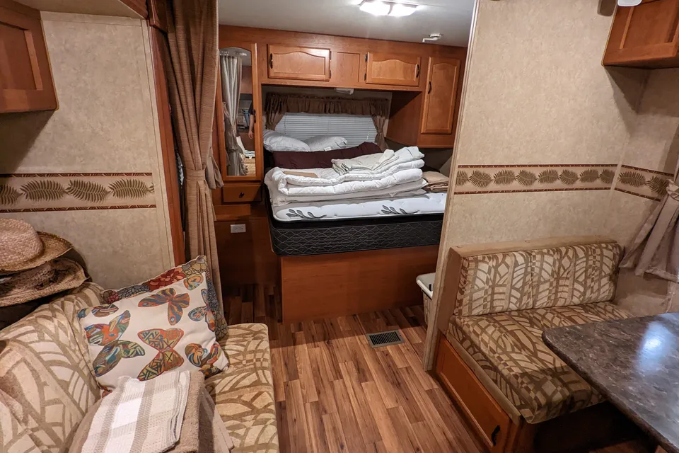 Jeffrey's Forest River Salem T23 Travel Trailer