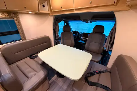 Luxury Class B+ Leisure Travel Serenity – Your Adventure in Comfort & Style!
