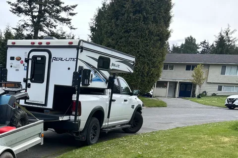 Layne's Real light  pop up 4x4 Truck camper Truck Camper