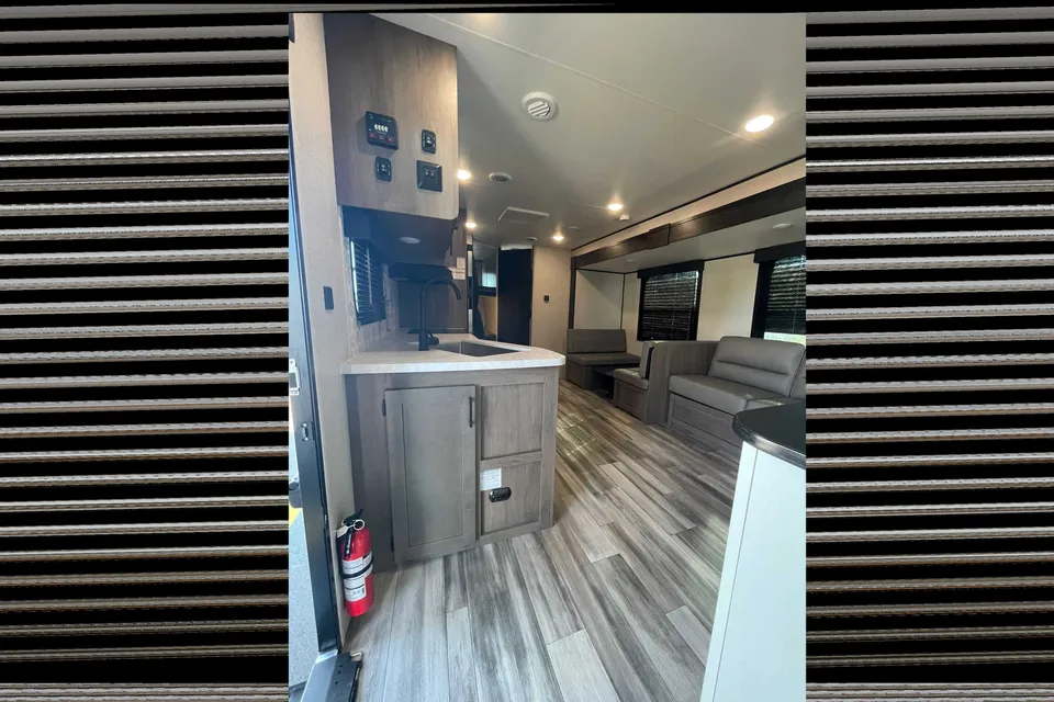 Hayat's Starcraft 2023 26bhs starcraft Travel Trailer