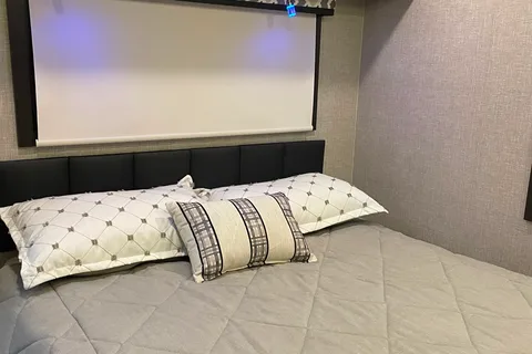 Jayco ALANTE 29F Class A