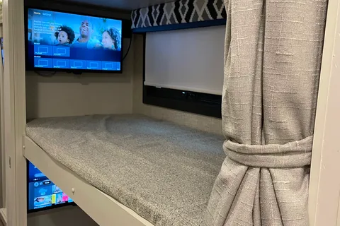 Jayco ALANTE 29F Class A