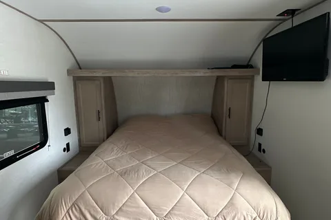 Mitchell’s Grand River 25BH Travel Trailer