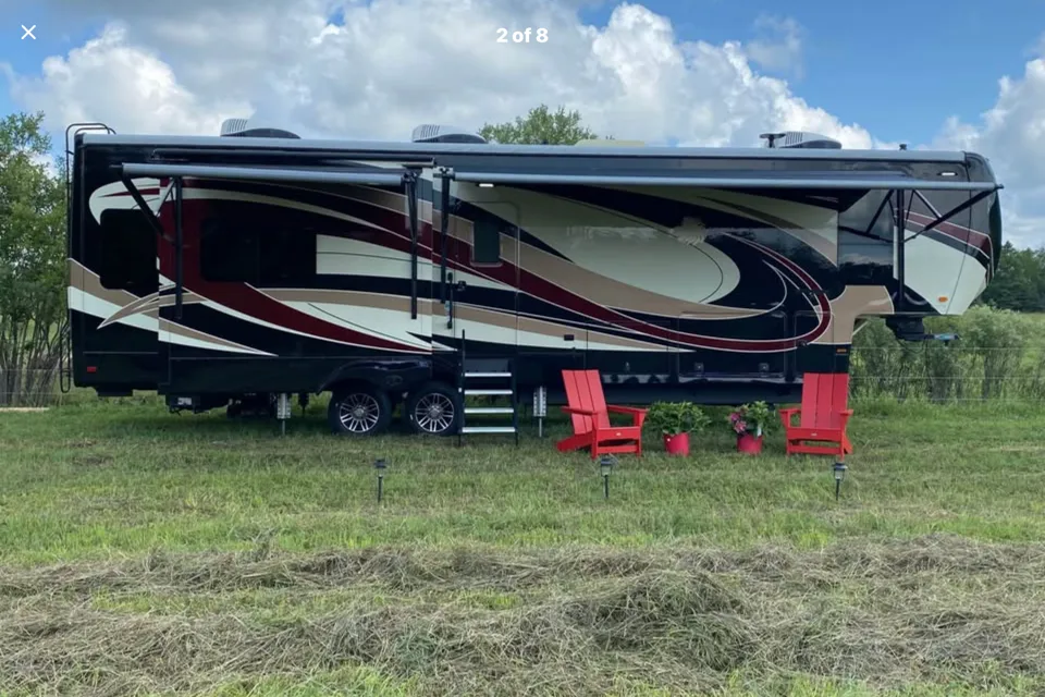 Mike's Heartland Louisville Fifth Wheel