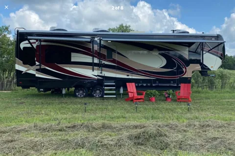 Mike's Heartland Louisville Fifth Wheel
