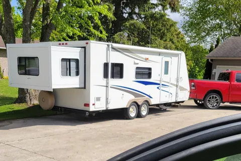 23ft Travel Trailer sleeps8