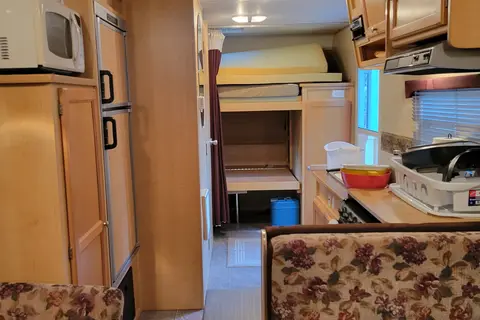 23ft Travel Trailer sleeps8