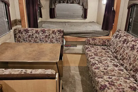 23ft Travel Trailer sleeps8