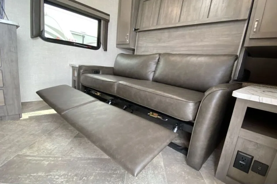 Rough Country Rentals 3