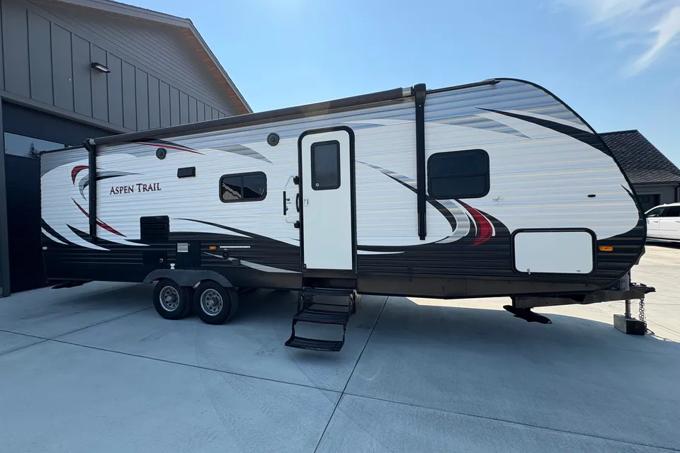 Dutchmen Aspen Trail Travel Trailer