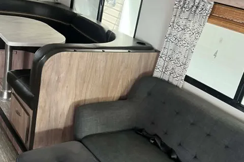 Forest River Sunseeker 3010DS Classe C 31 pieds