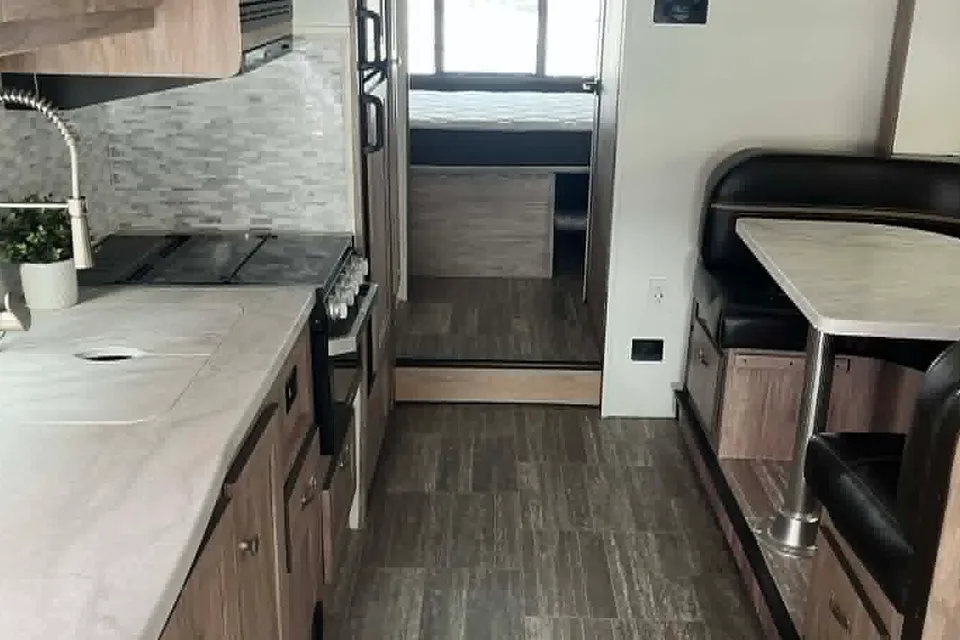 Forest River Sunseeker 3010DS Classe C 31 pieds