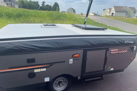 The Perfect Po-Up Rockwood LTD Tent Trailer