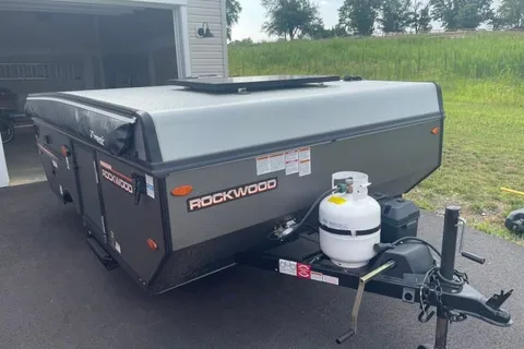 The Perfect Po-Up Rockwood LTD Tent Trailer