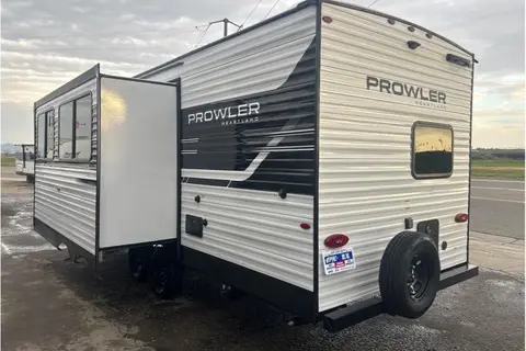 Amir's Heartland powler Travel Trailer
