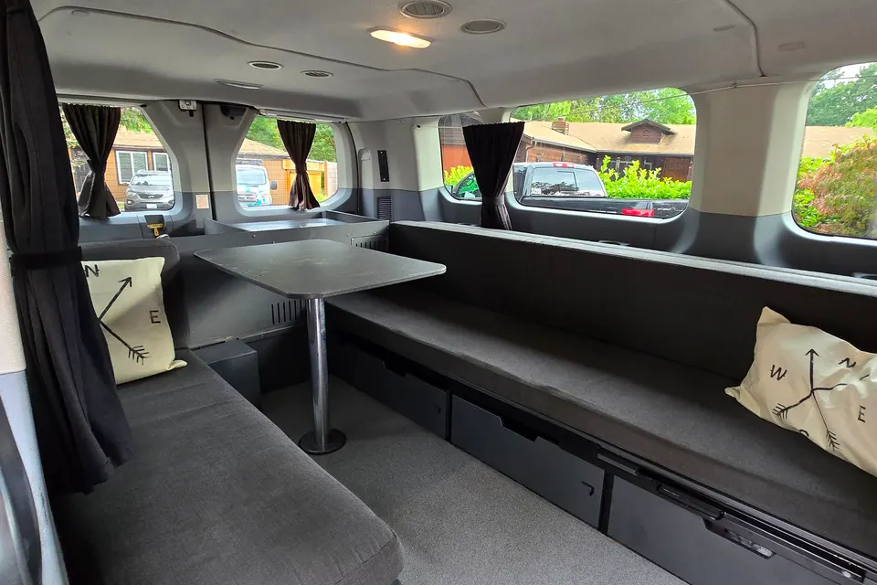 "BAYSIDE" Ford 350 CamperVan Campervan