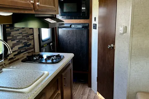 Affordable Getaway Sonic Ultra Lite SL168VRB Travel Trailer
