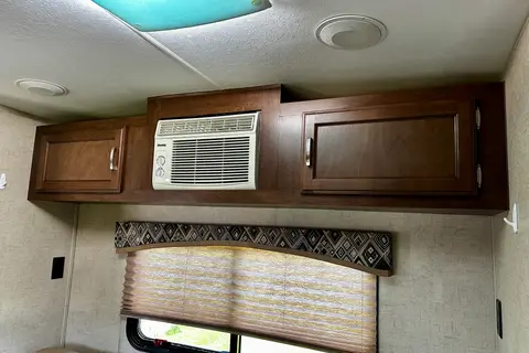 Affordable Getaway Sonic Ultra Lite SL168VRB Travel Trailer