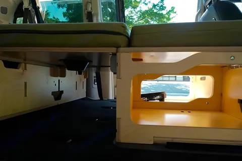Caravan Crossroad