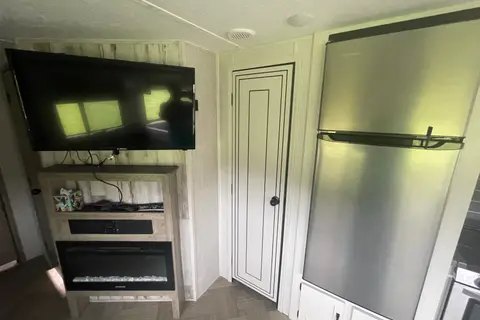 Michael 's Palomino Puma Travel Trailer