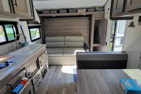 Danielle's Gulf Stream Enlighten Travel Trailer