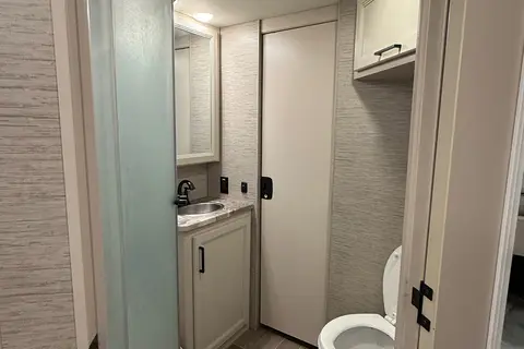 Thor Motor Coach chateau