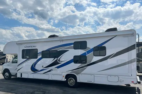 Thor Motor Coach chateau