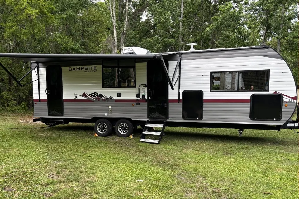 Millan - Sleeps 6 - King Bedroom - Delivery Available (LWFL2285)