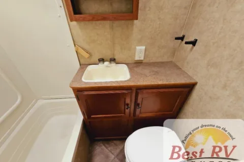 Amanda 's bunkhouse