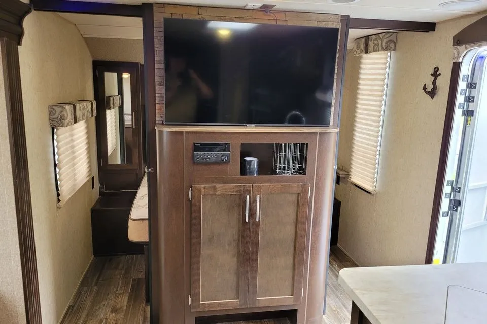 Olivier's Forest River Cherokee 304BS Travel Trailer