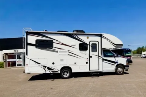 Jonda's Jayco Redhawk Class C